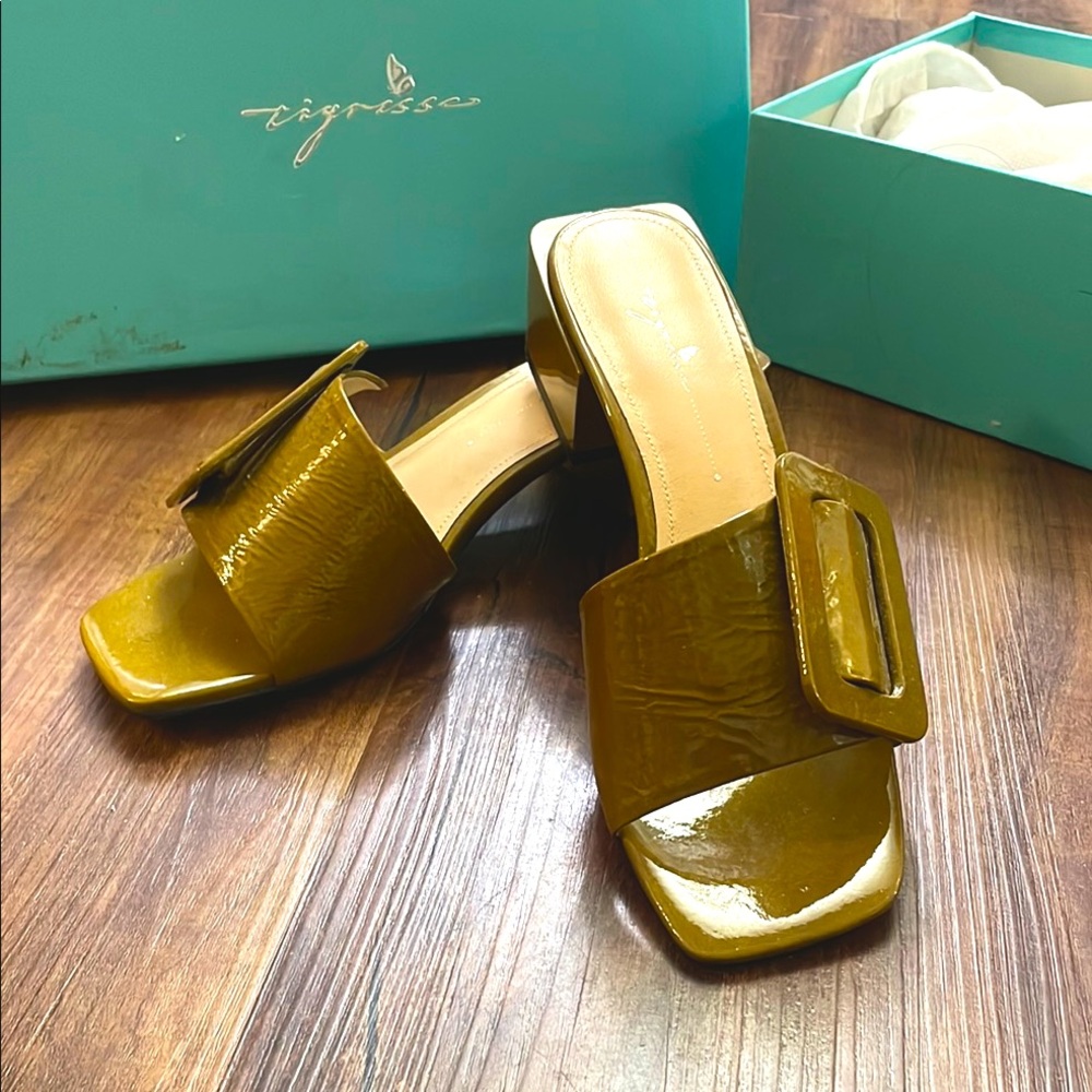 Olive Green Genuine Leather Mules with Modern Square-Toed Design